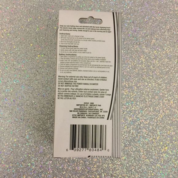 Battery Operated Facial Cleansing Brush - Picture 4 of 5